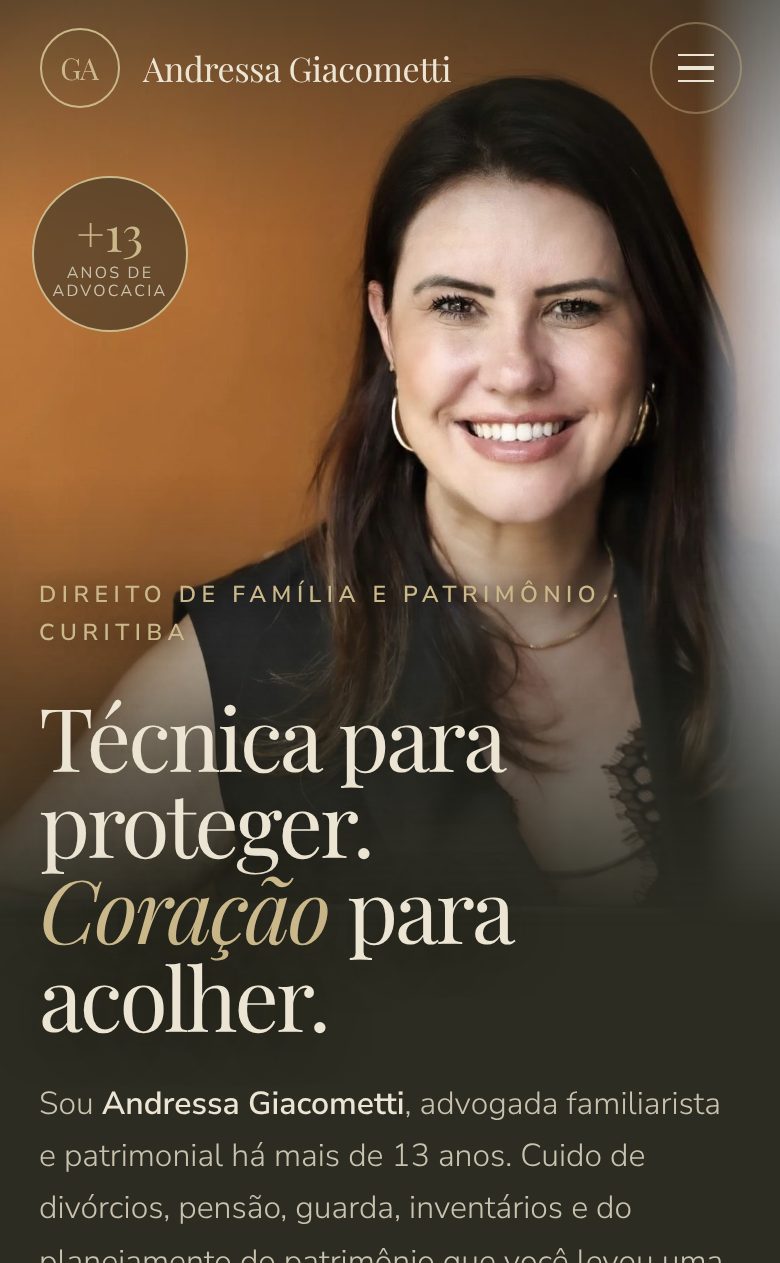 Topo do site de Andressa Giacometti no celular